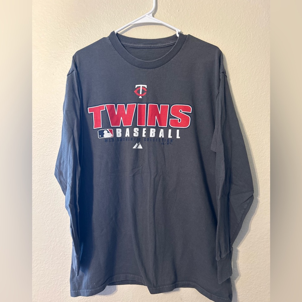 Majestic Mens Long Sleeve Twins Baseball Tee - Gray and Red Size Large